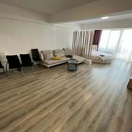 93 - Roof View Bucureşti