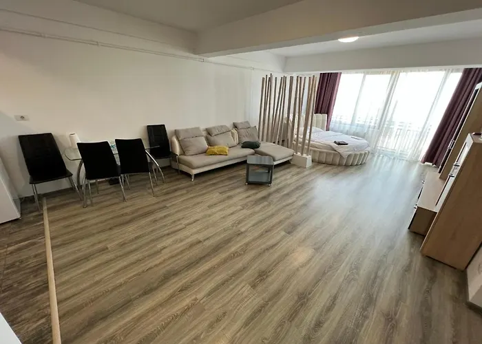 93 - Roof View Bucareste